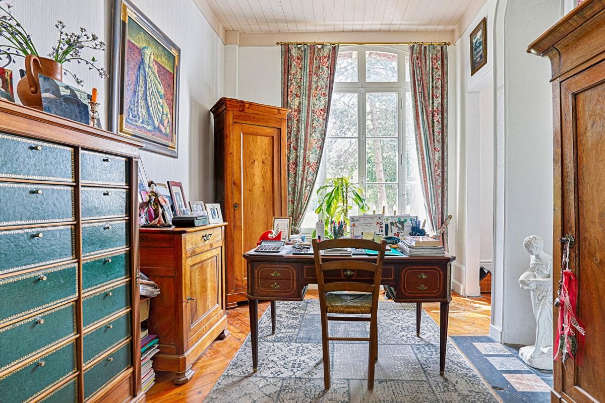 SAINT-ETIENNE-DU-ROUVRAY Maison de maître 13 pièces, 7 chambres, 291 m², terrain 3295 m² 4