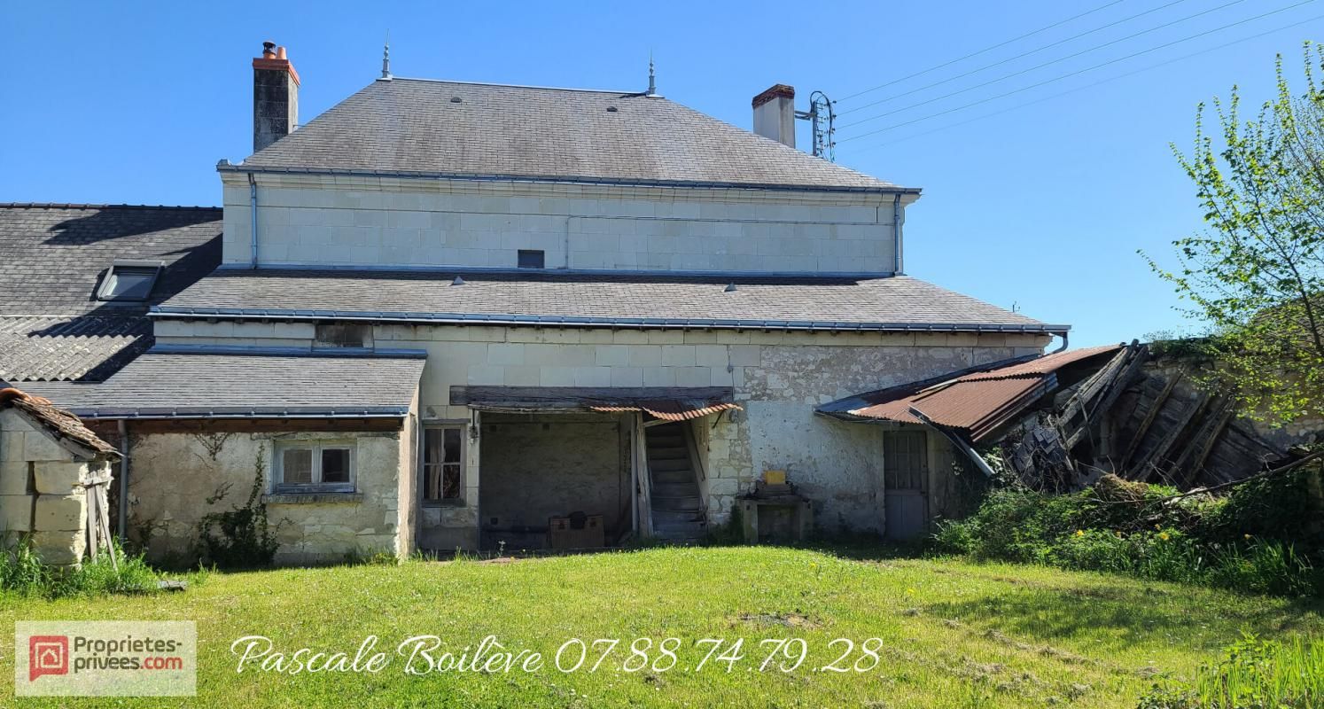 VERNANTES Maison de bourg à rénover 154 m² - VERNANTES (49390) 3