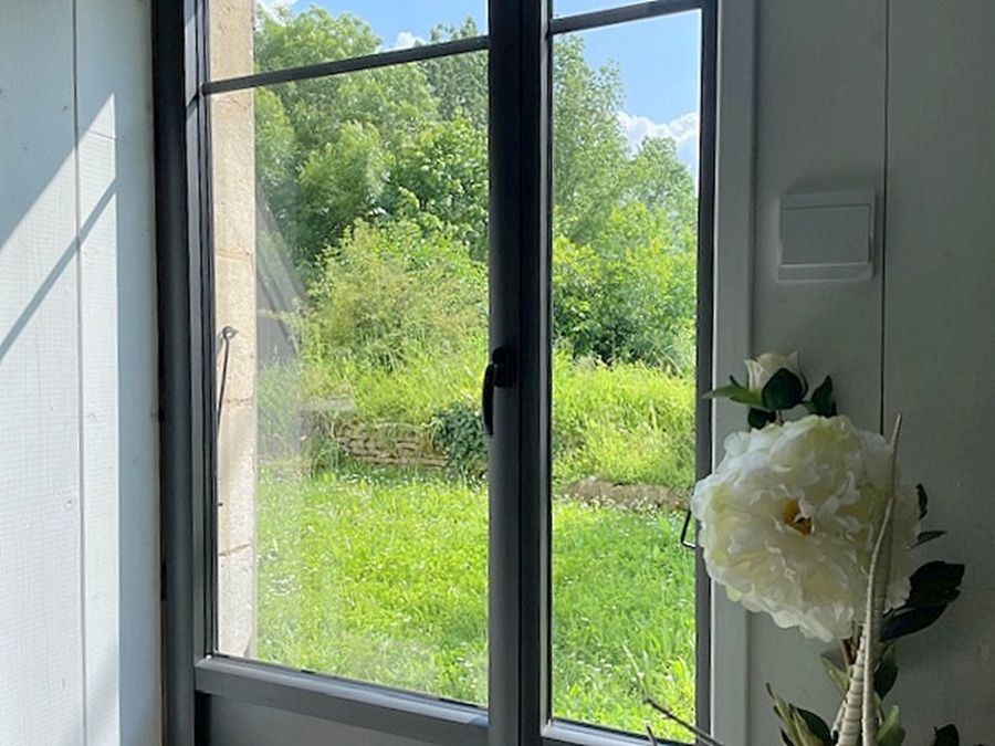 FERRIERES Authenticité et raffinement: Longère de charme 224 m2 5 chambres jardin piscine 4
