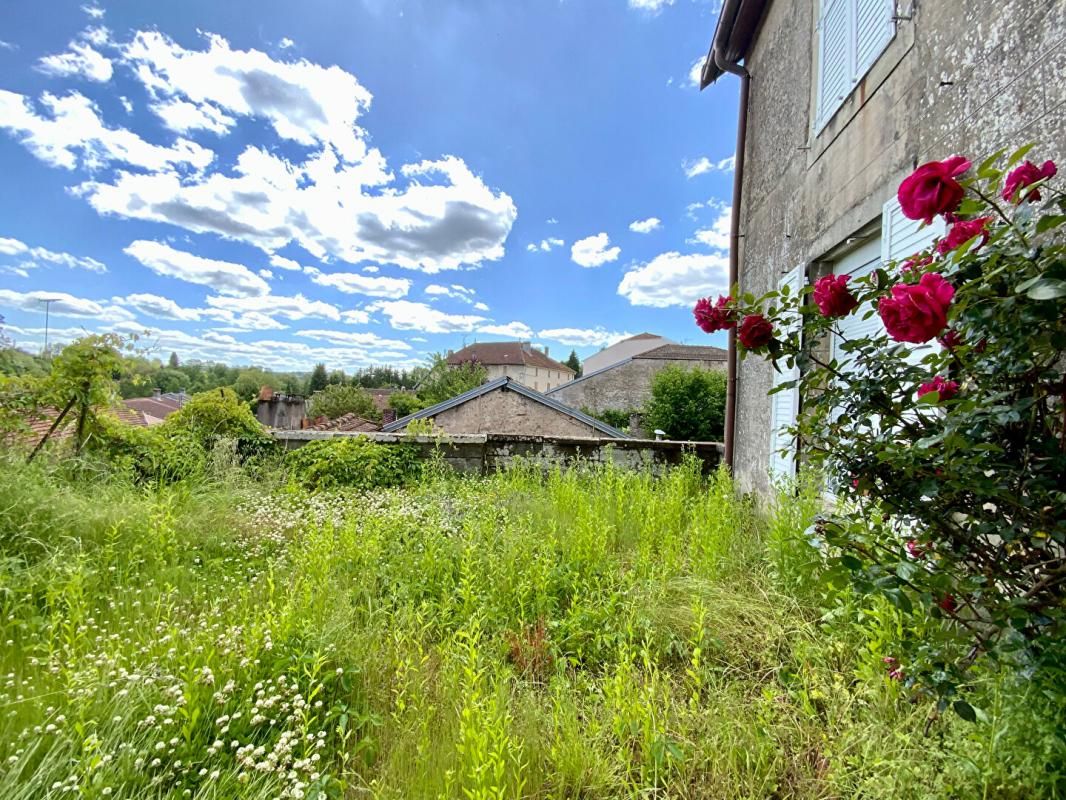 Maison Monthureux Sur Saone 233 m2