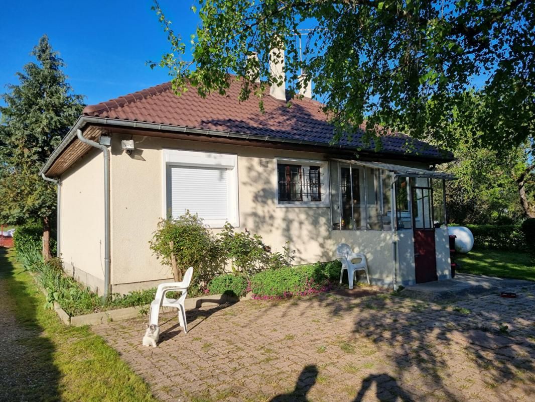 Maison 2 chambres,  parcelle de 15000 m²