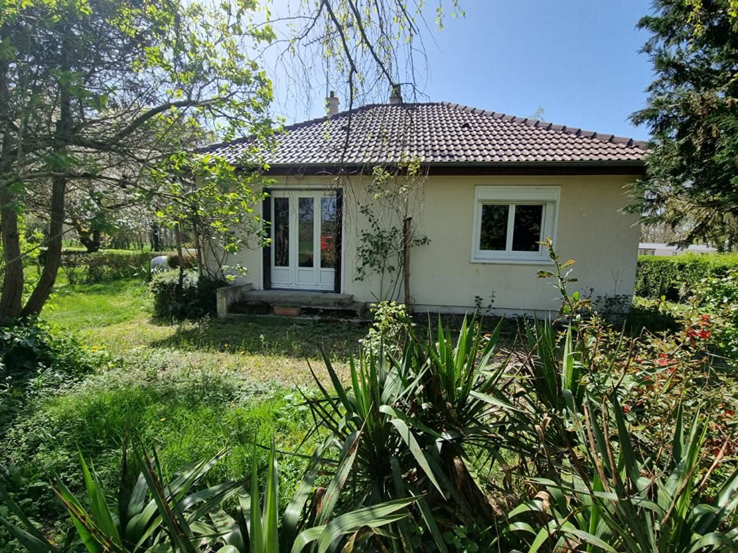 LES BORDES Maison 2 chambres,  parcelle de 15000 m² 2