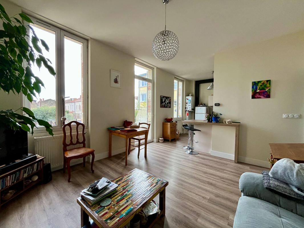 AGEN Appartement T3 de 67 m² - Centre-ville d'Agen 4