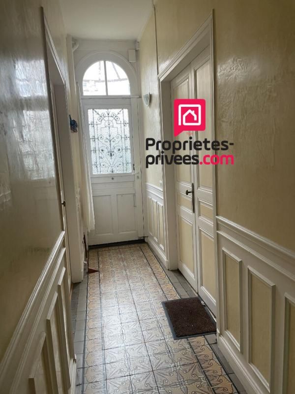 AMIENS Maison familiale 145 m2, 4/5chambres, Garage&Atelier+Terrasse de ville  à Amiens 4