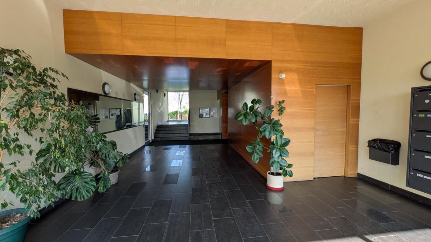 FLOIRAC Bas Floirac -Beau 3 pièces avec terrasse, cellier et garage 3