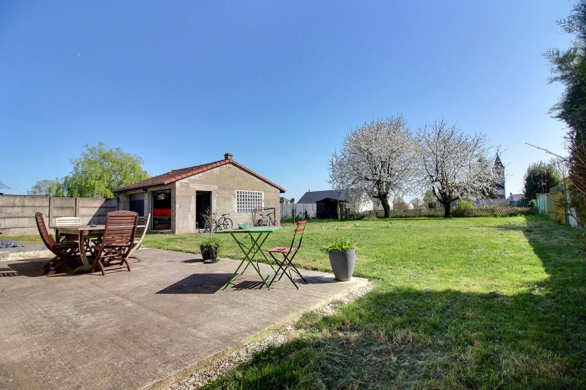 BRICY Maison plain pied avec double garage sur 1137 m2 de terrain 2