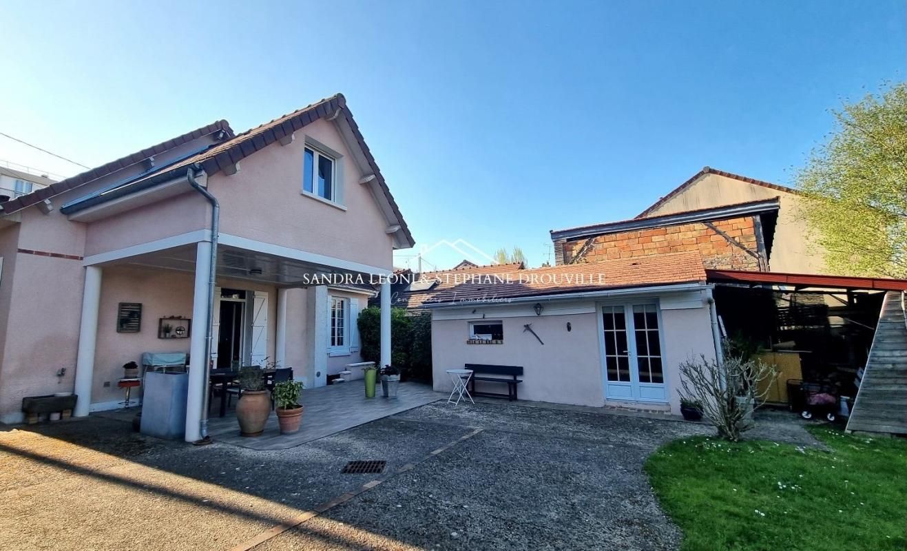 MAINTENON RAMBOUILLET - Maison de 120 m2, 6 pièces 3