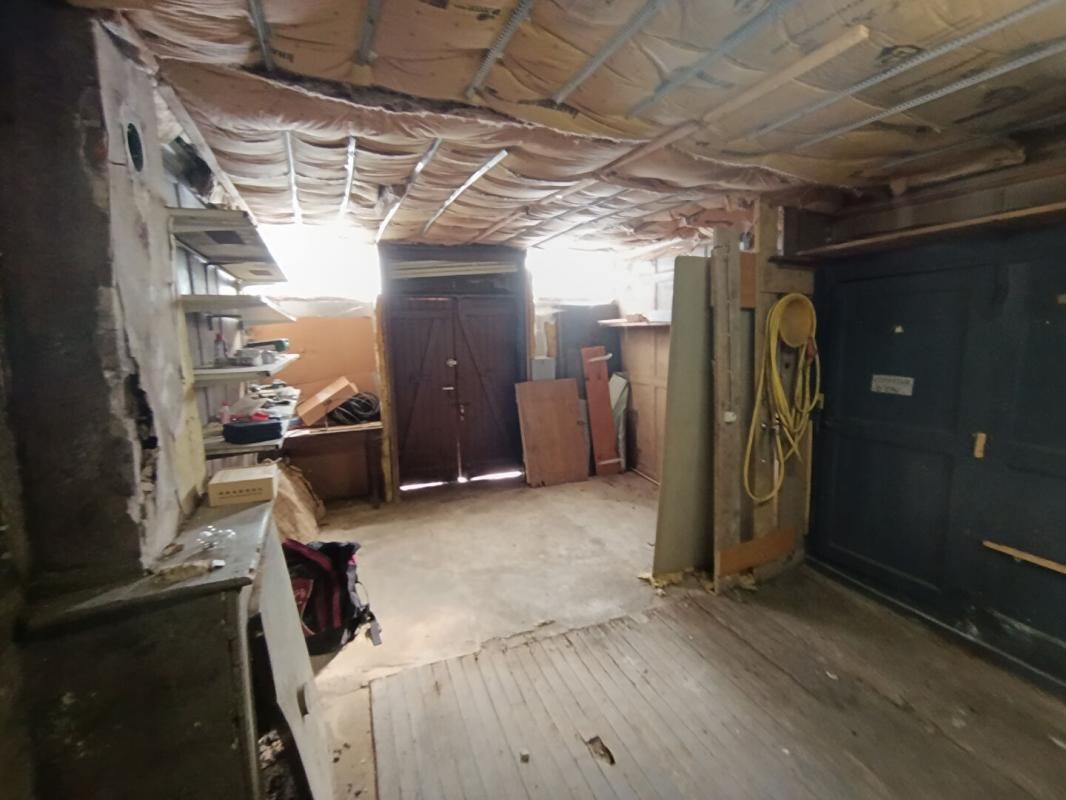 VAUCOULEURS Maison de ville à potentiel avec grenier aménageable VAUCOULEURS ? MAISON ? 82,85 m² ? 4 PIÈCES 2