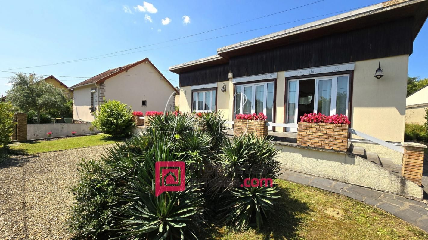 VILLENEUVE-LE-ROI Maison 8 pièce(s) 149,12 m2 2