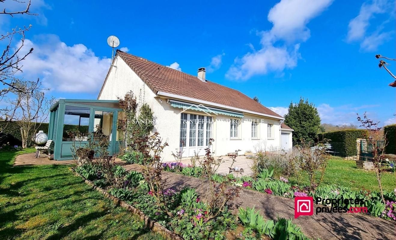 PROCHE MAINTENON - CHARMANTE MAISON de 90 m², 5 pièces
