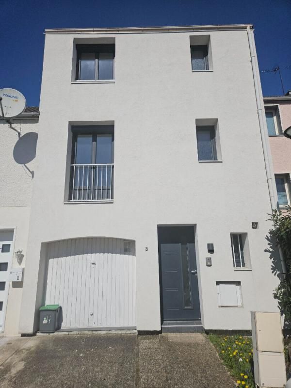 Maison mitoyenne situé à Montfermeil