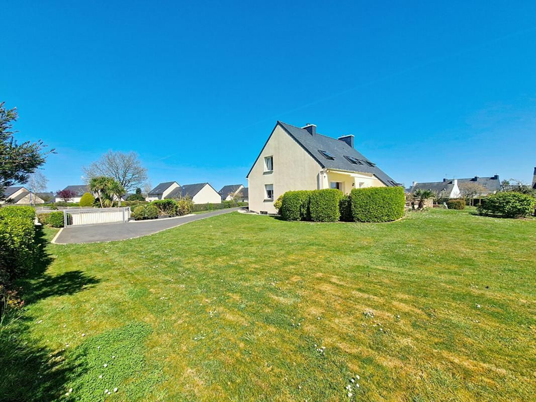 MORLAIX Maison Lanmeur 8 pièces 165m2 et terrain 1970m² 3