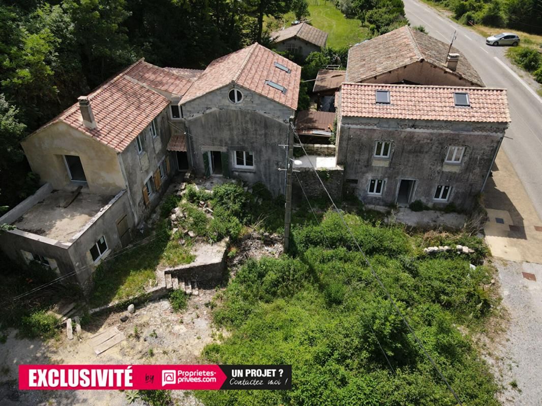BARNAS Maisons à rénover de 154 m2 sur Barnas 1