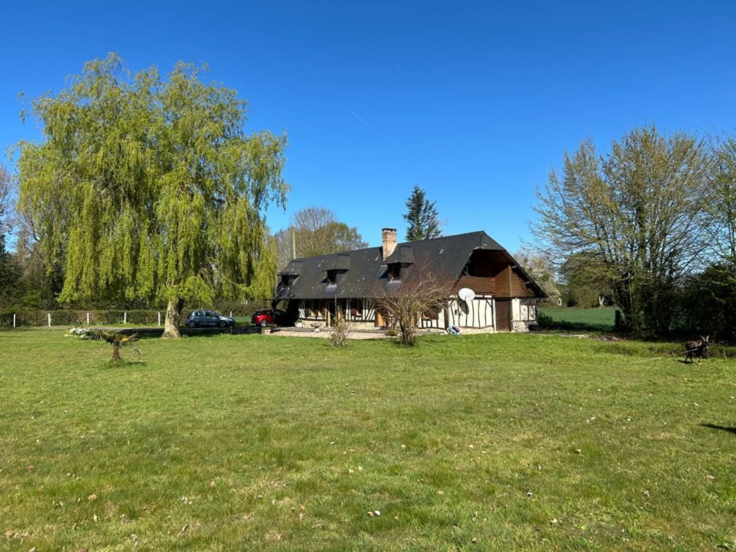 27560 Maison Normande dans bel environnement 189 400 Euros