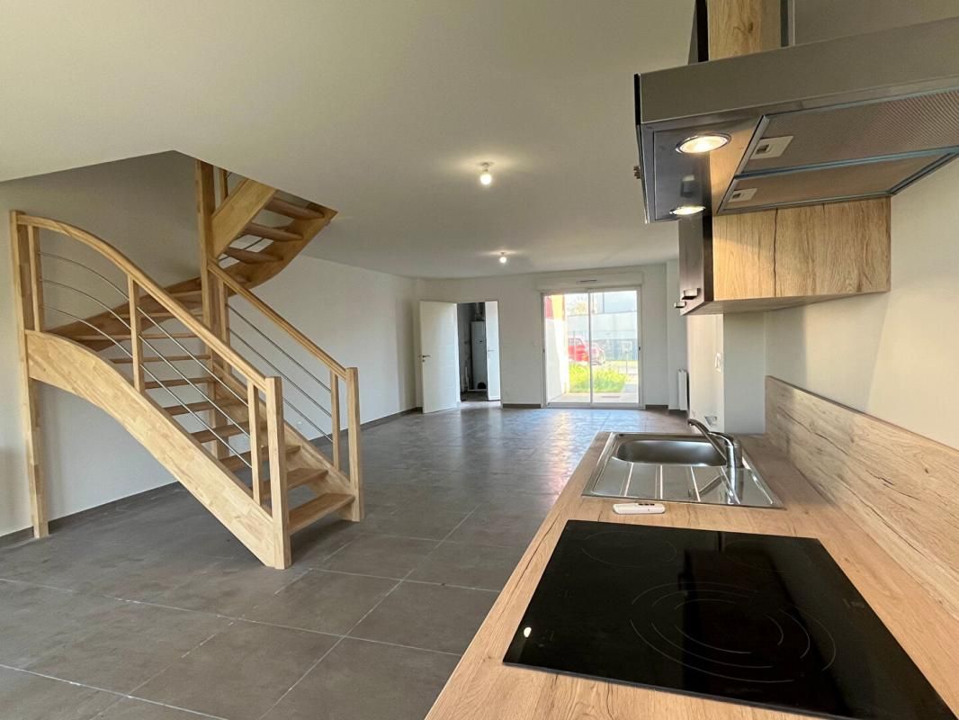 Maison NEUVE - 4 pièce(s) 98 m2 + Terrain