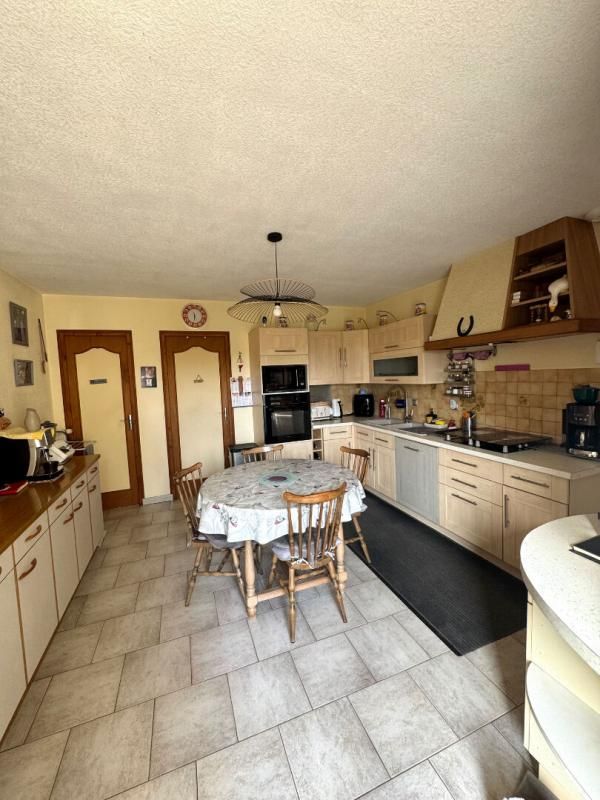 NOYEN-SUR-SARTHE Fermette Noyen Sur Sarthe 108m2 2