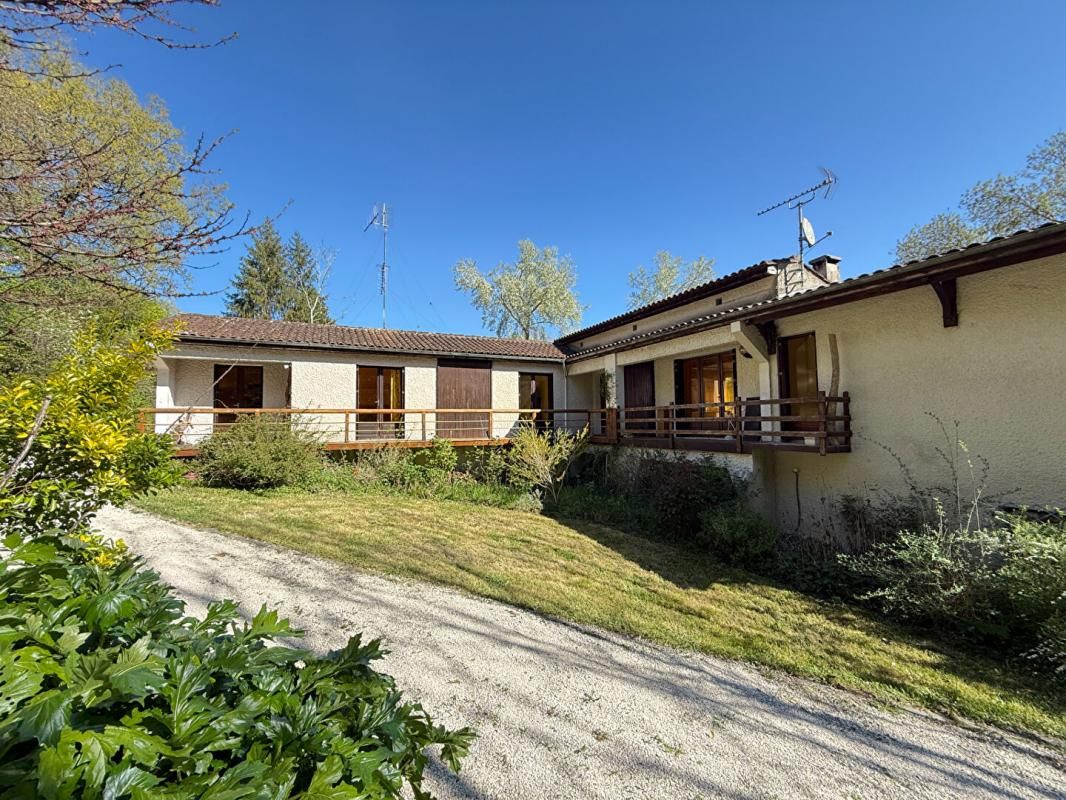 Maison Marsac 8 pièce(s) 200 m2