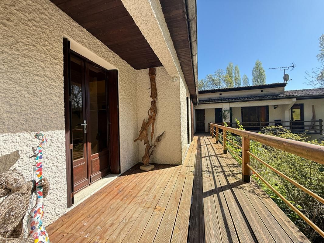 MARSAC Maison Marsac 8 pièce(s) 200 m2 2