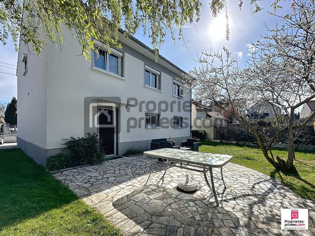 Maison 6 pièces 185 m2 avec appartement T2 indépendant
