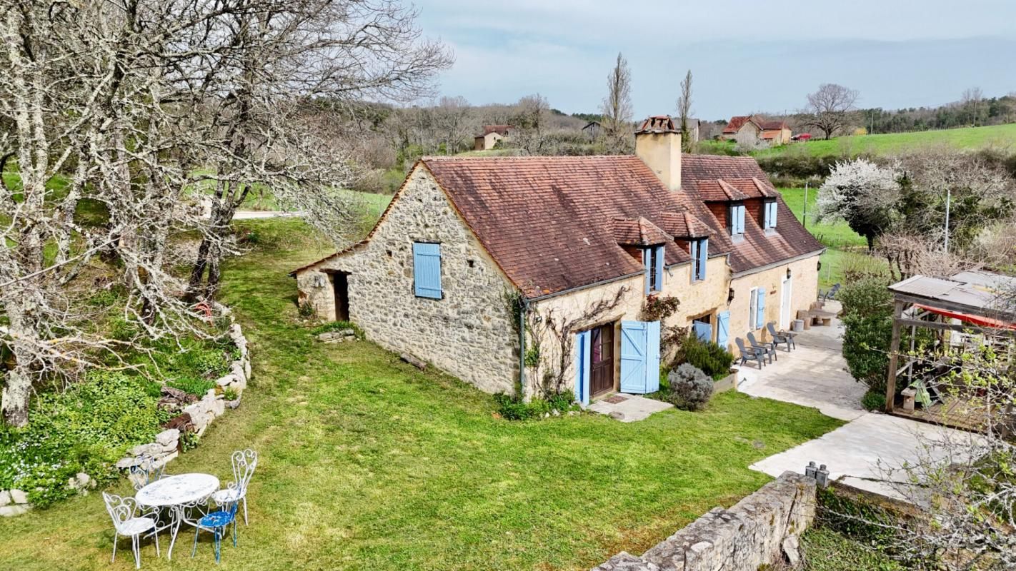 Charmante maison en pierre avec 3 chambres