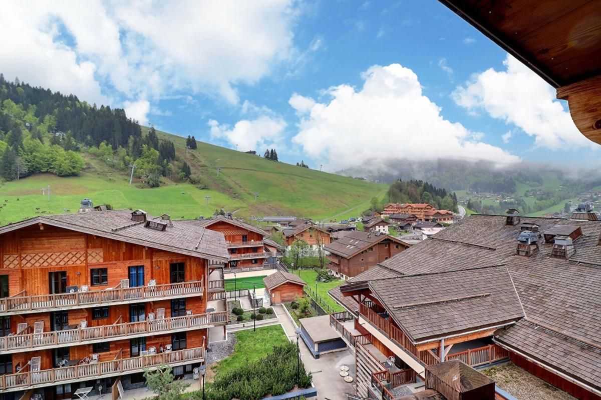 LA CLUSAZ Appartement La Clusaz 2 pièce(s) 43.60 m2 2