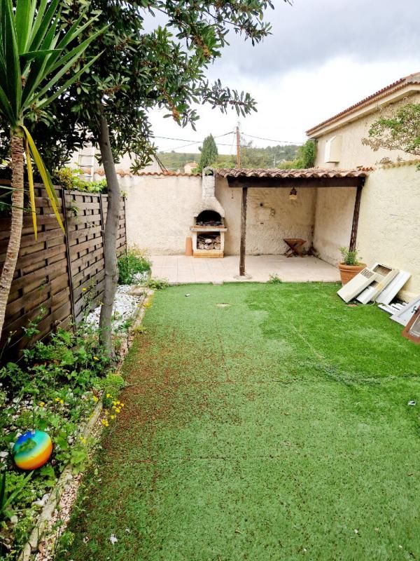 HAUT DE VILLA DE TYPE 3 SUR ENSUES LA REDONNE