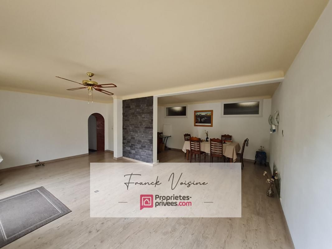 SÈVREMONT Maison de 162 m2 A VENDRE à Sevremont avec 5 chambres sur un terrain de 693 m2 env 3