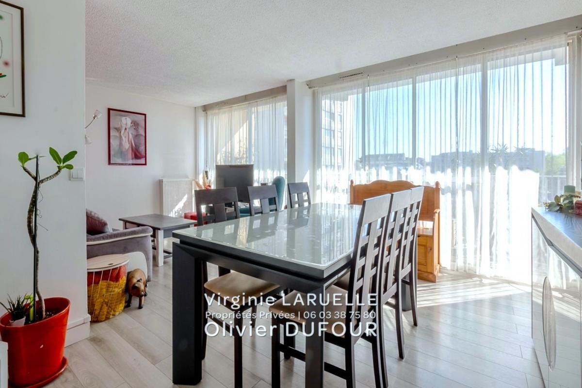 ROUEN Spacieux et lumineux appartement avec 4 chambres, cave et 2 places de parking 2
