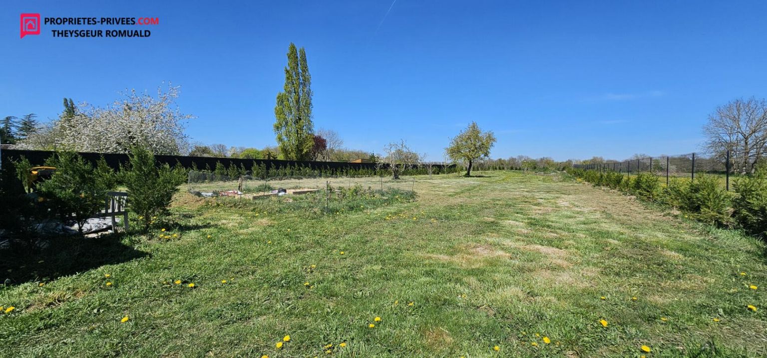 EGREVILLE Terrain Egreville 2844 m2 3