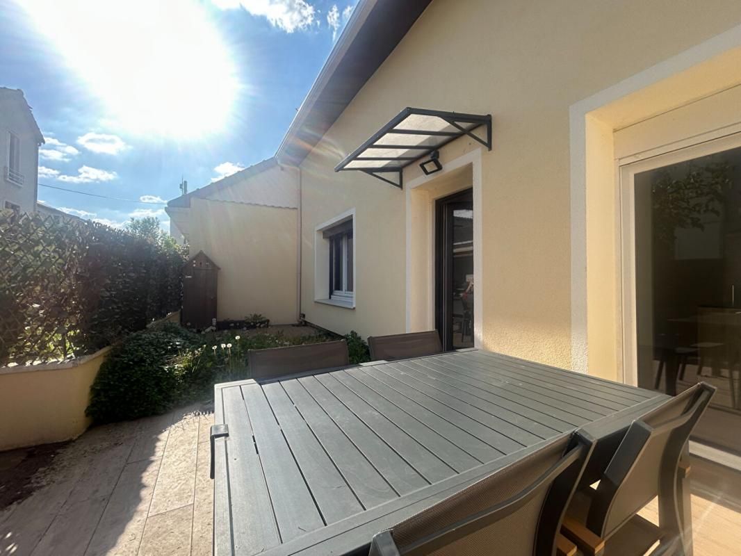 FONTENAY-SOUS-BOIS Maison Fontenay 4p 3 chambres proche RER au calme avec jardinet 3