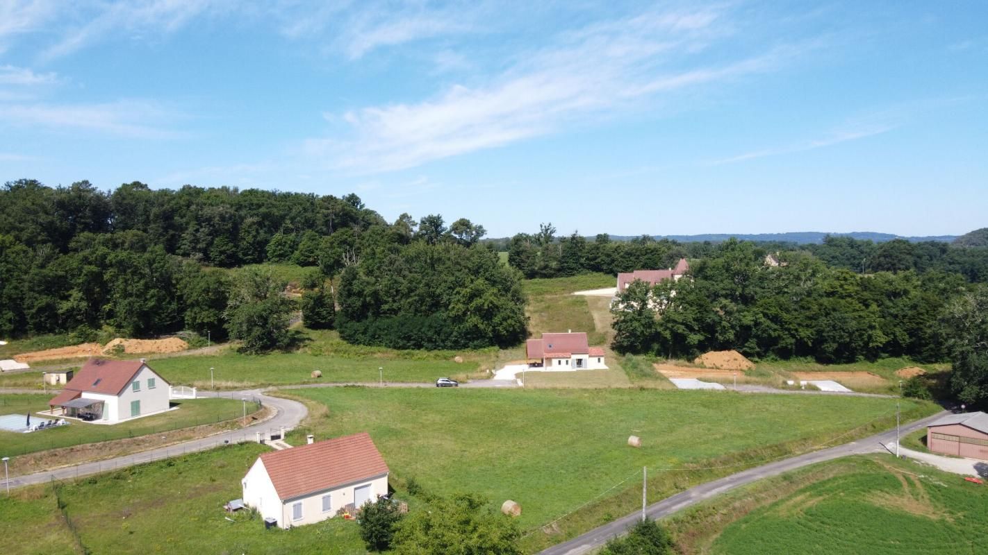 Terrain constructible de 1700 m2