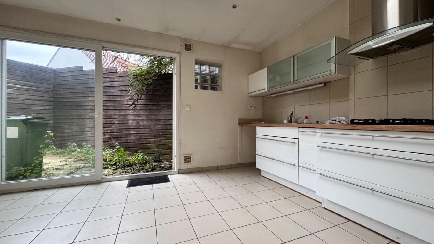 AMIENS Maison mitoyenne 91 m2 avec cour et cave (Amiens) 2