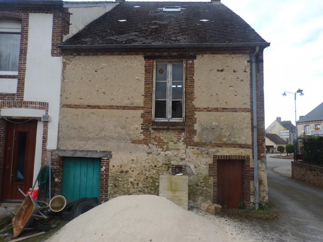 TOUROUVRE Maison  2 pièce(s) 42 m2 a réhabiter 2