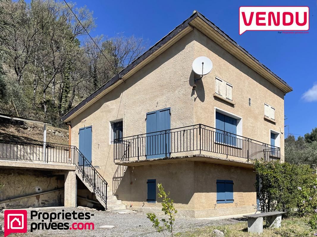 Maison 7 pièces à rénover 90 m2 MEZEL (04)