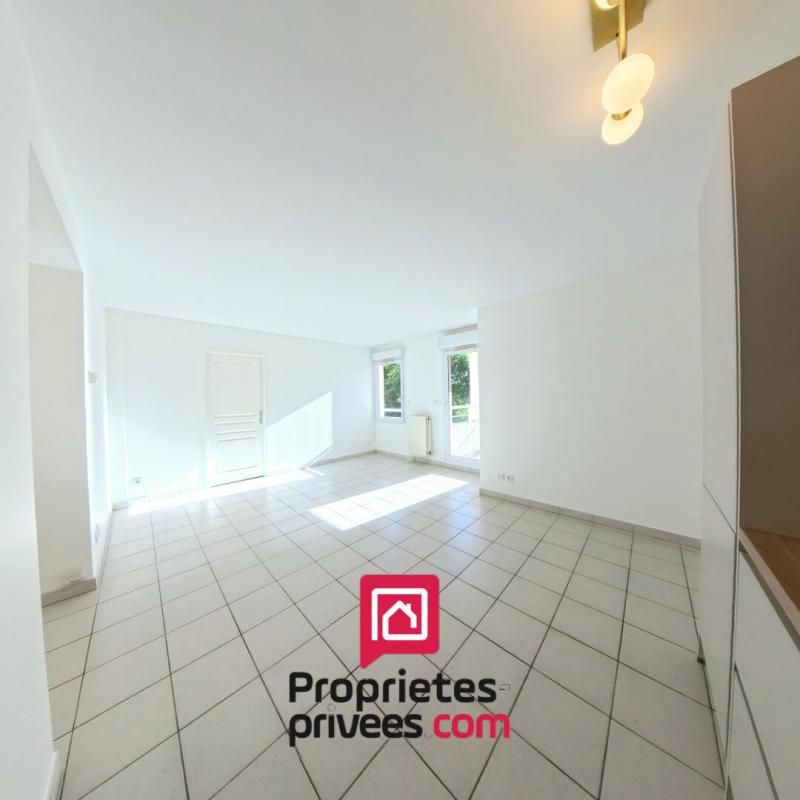 TASSIN-LA-DEMI-LUNE Appartement Tassin La Demi Lune 2 pièce(s) 42 m2 3