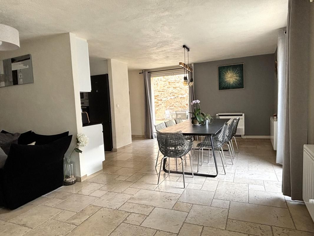 MAUGUIO Mas en pierre de 340 m2 avec piscine à vendre à Mauguio 3