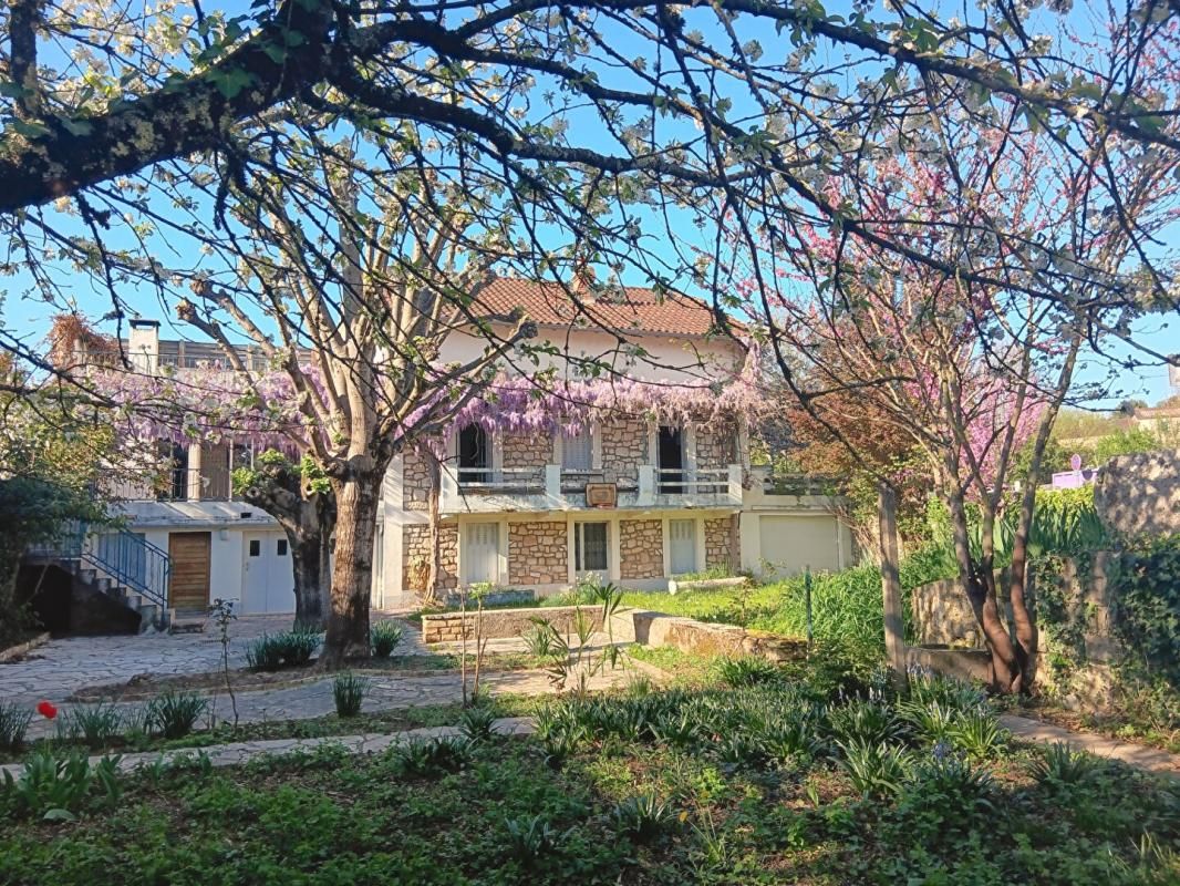 CAHORS Maison Cahors centre ville 195 m2 3
