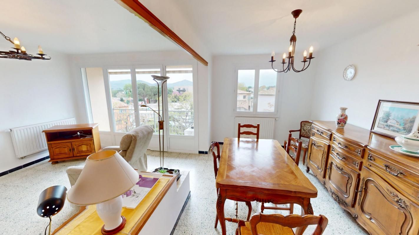 LE MUY Appartement Le Muy 4 pièce(s) 2