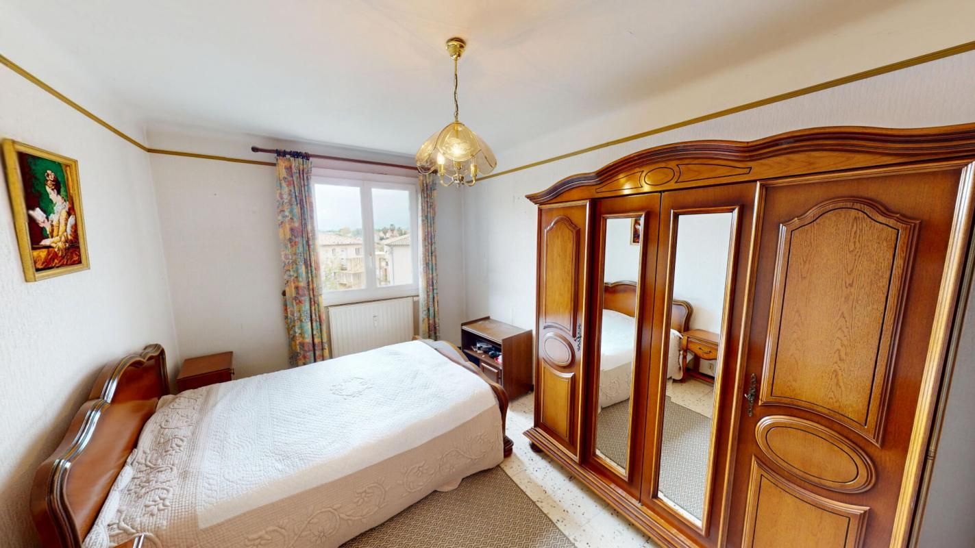 LE MUY Appartement Le Muy 4 pièce(s) 4
