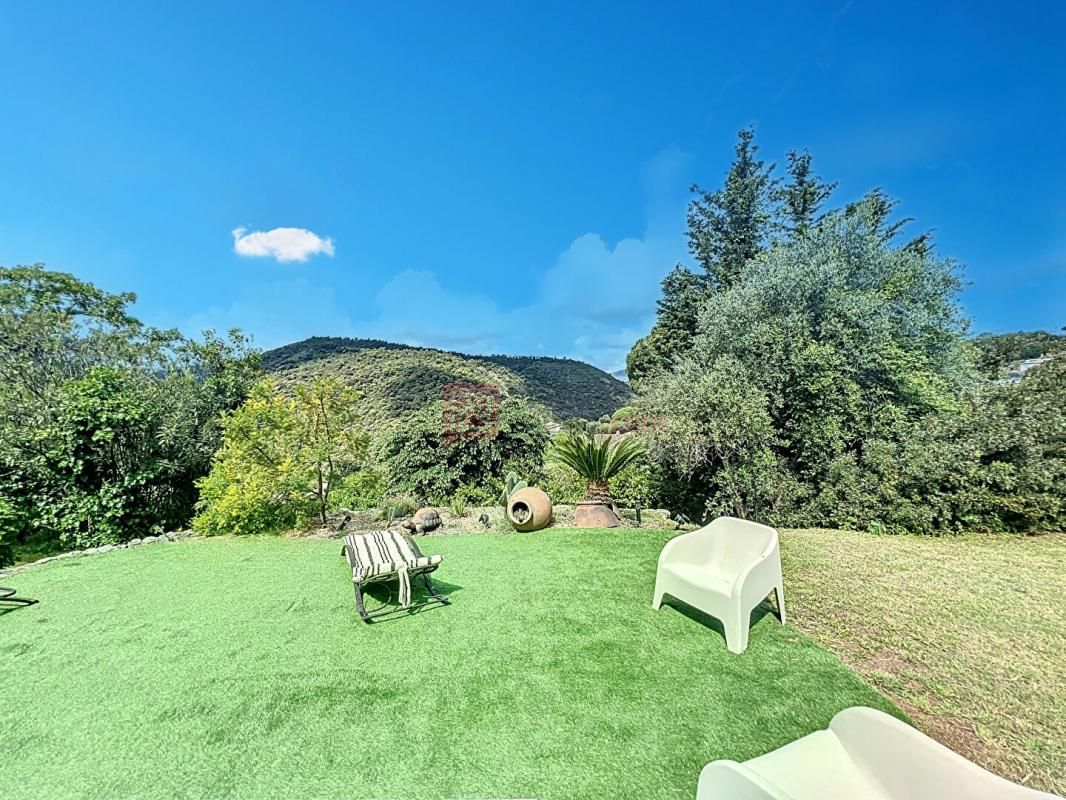 AURIBEAU-SUR-SIAGNE Villa 5 pièces 182 m2 avec TERRAIN DE 1600 M2 3