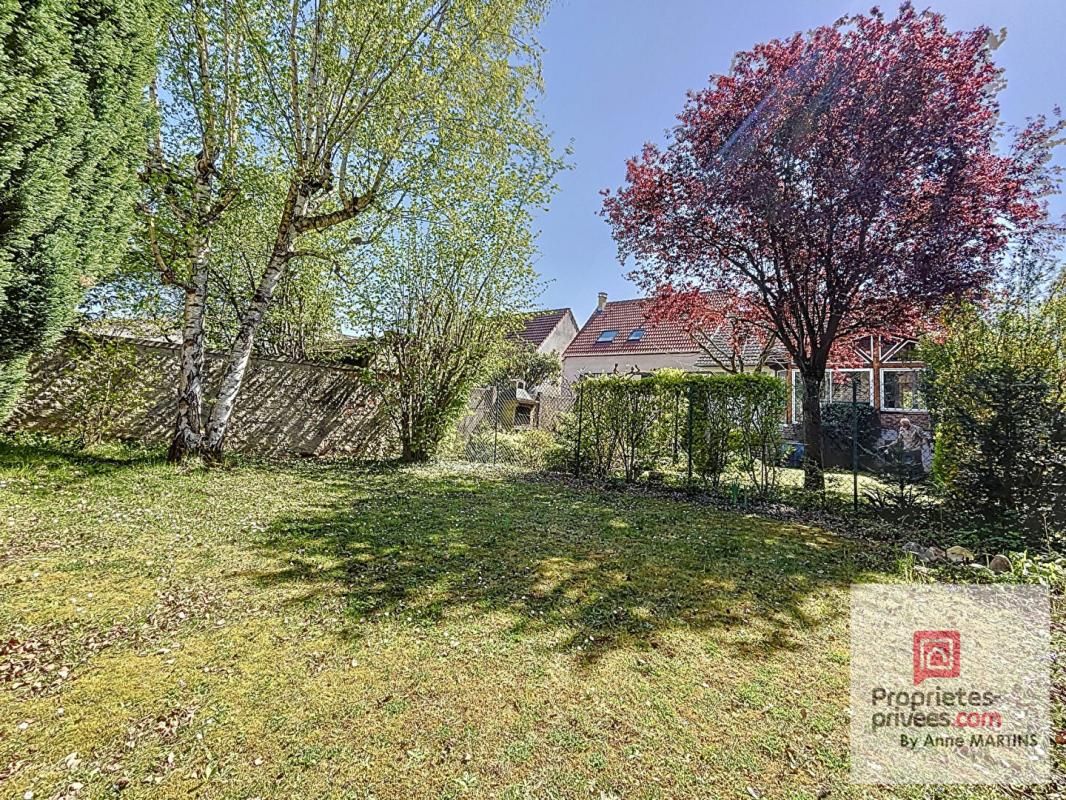 VIRY-CHATILLON Maison de plain pied avec combles aménageables - Viry Chatillon 4 pièce(s) 78 m2 4