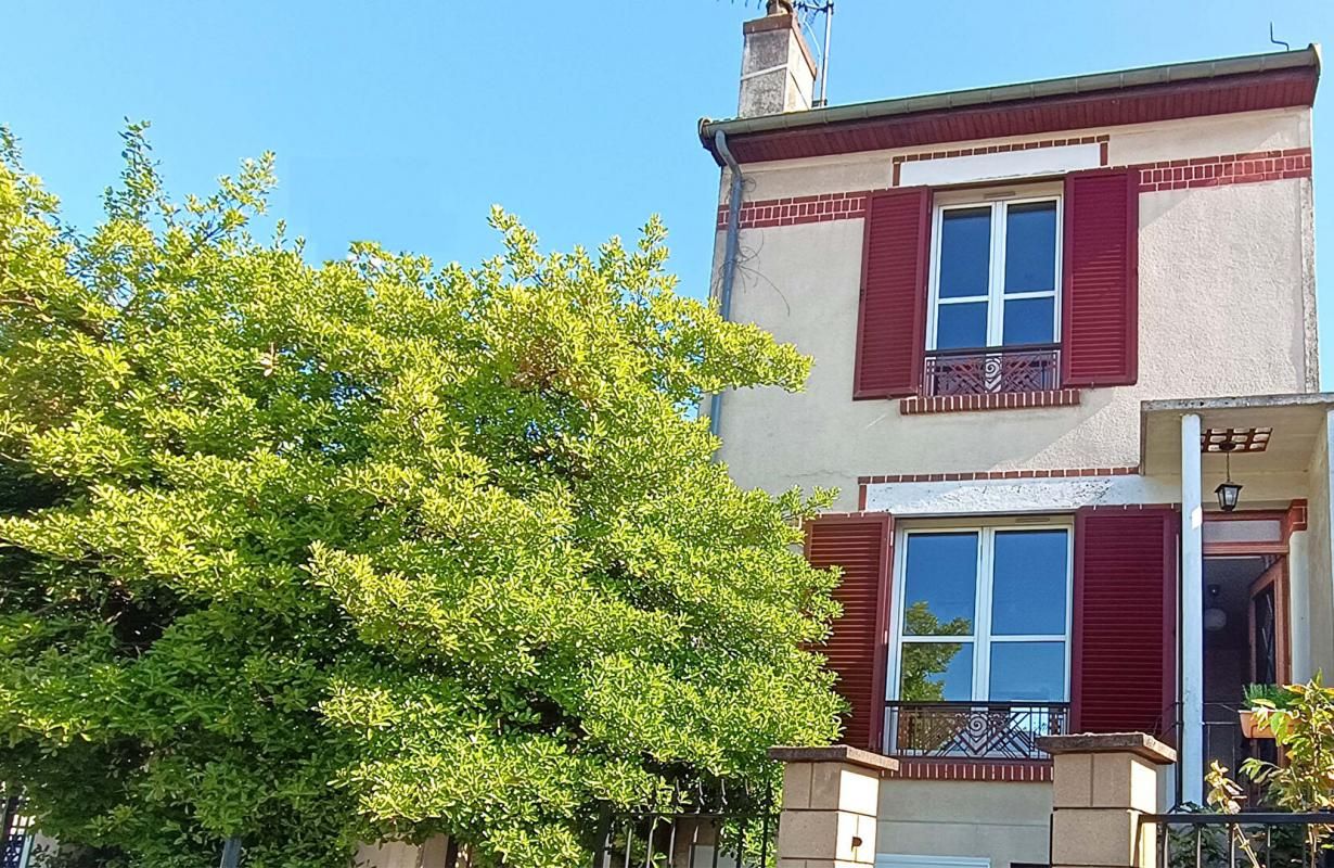 Maison Familiale avec Jardin 5 pièces 177m²  Romainville  (93230)