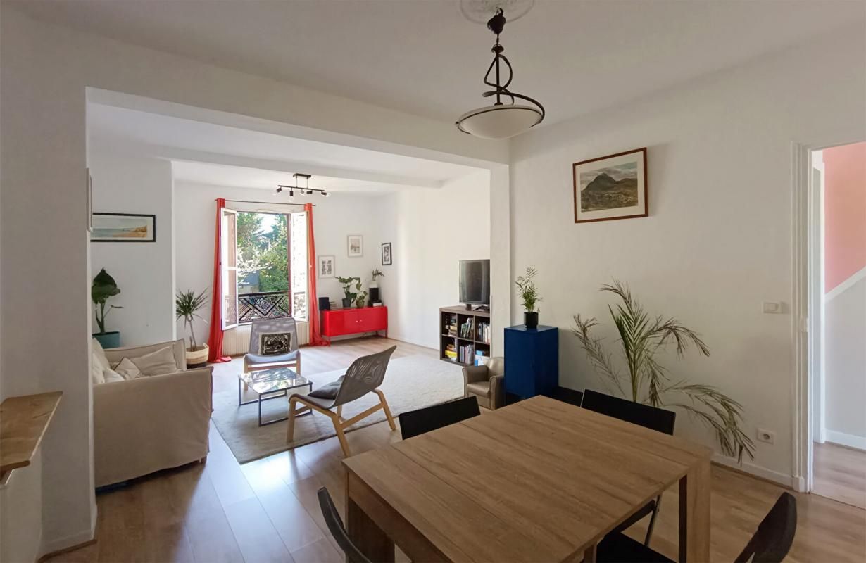 ROMAINVILLE Maison Familiale avec Jardin 5 pièces 177m²  Romainville  (93230) 3