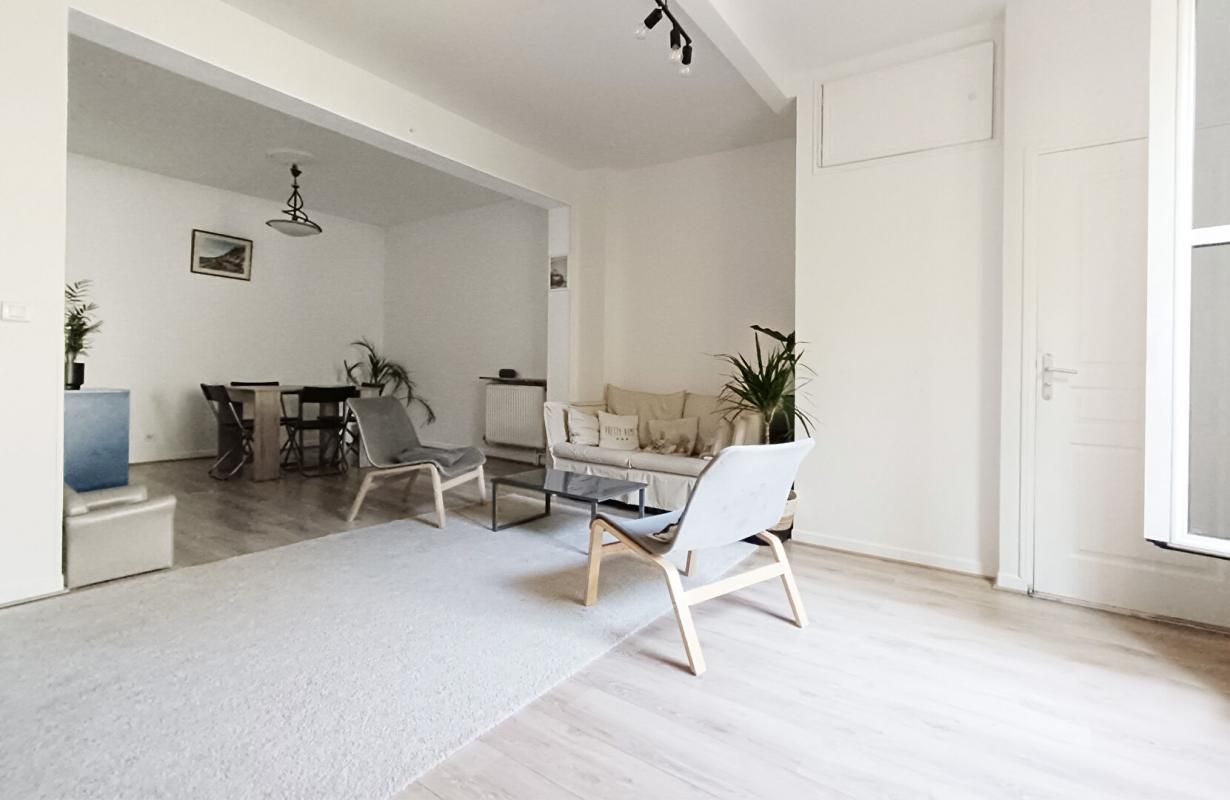 ROMAINVILLE Maison Familiale avec Jardin 5 pièces 177m²  Romainville  (93230) 4