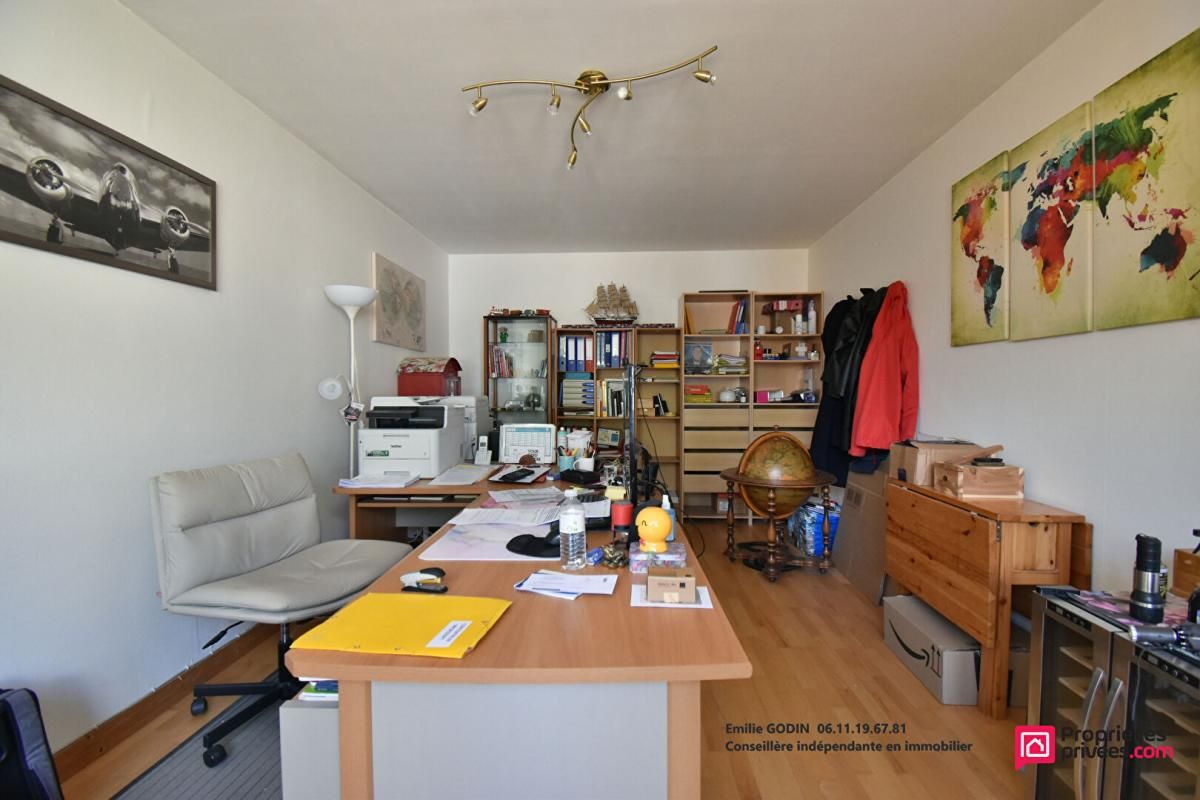 SOMLOIRE Maison Somloire 5 pièce(s) 110 m2 4