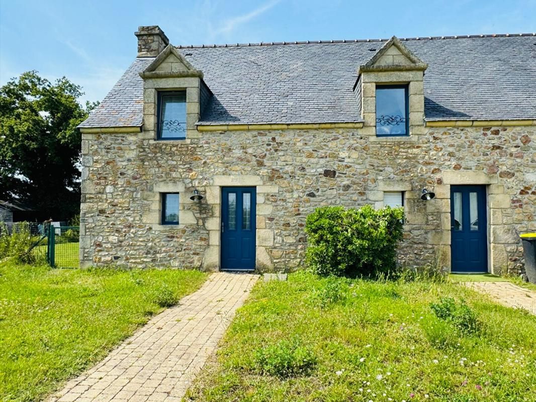 SURZUR Longère en pierre de 200 m2 - 4 Locatifs- Domaine sécurisé 3