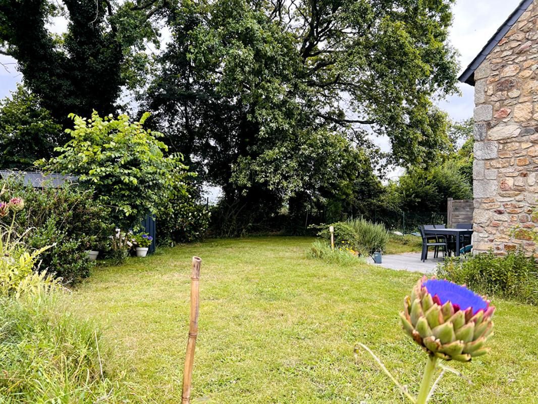 SURZUR Longère en pierre de 200 m2 - 4 Locatifs- Domaine sécurisé 4