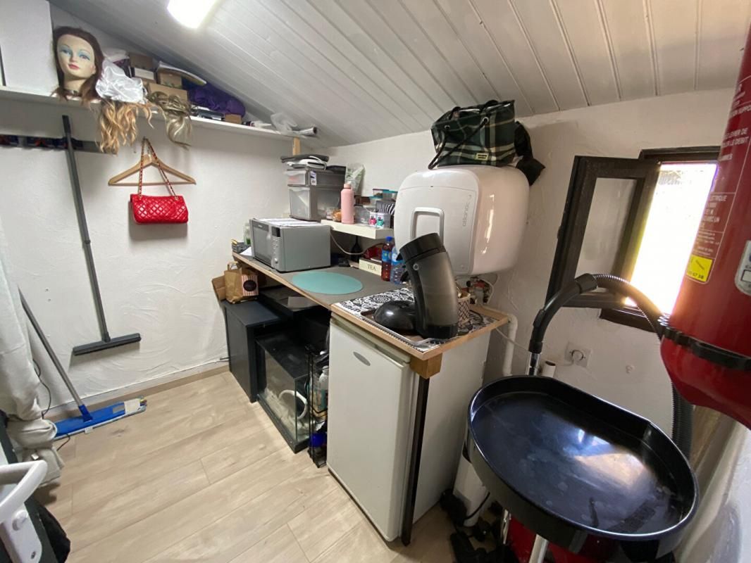 PISANY EXCLUSIVITE PISANY - MURS LIBRES, LOCAL COMMERCIAL 34 M² avec parking 2