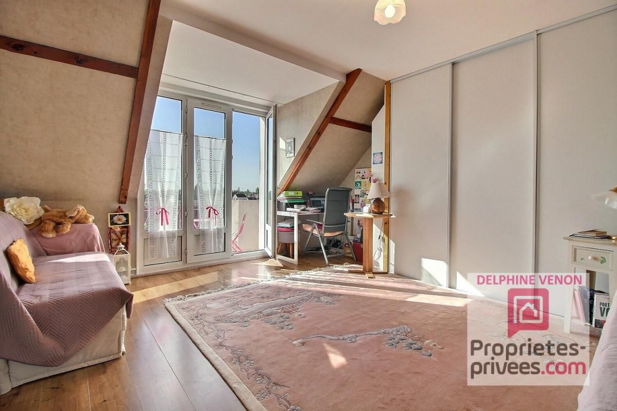 CHATEAUNEUF-SUR-LOIRE EXCLUSIVITE - Studio avec balcon proche du centre ville à Chateauneuf Sur Loire 3