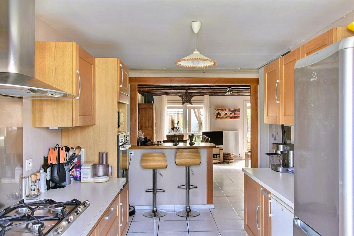 GRADIGNAN Maison familiale 5 pièces à Gradignan102 M² + véranda, au pied de la forêt 4